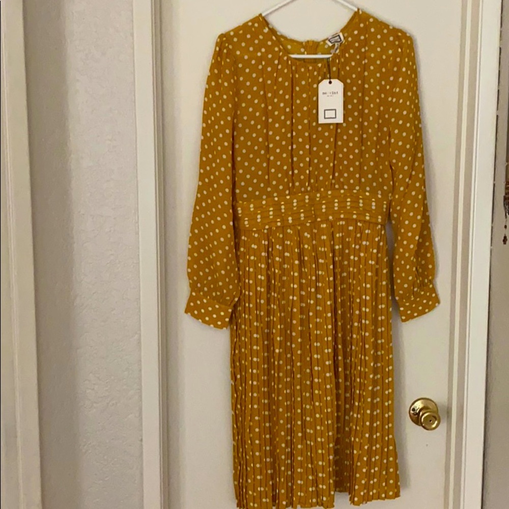 New with tags polka dot dress size M
